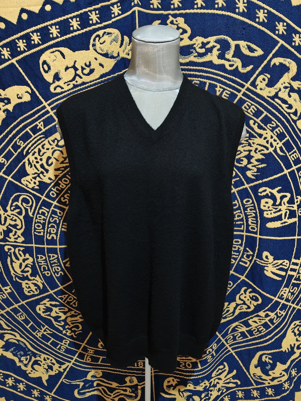 Club Room Black Cashmere Sweater